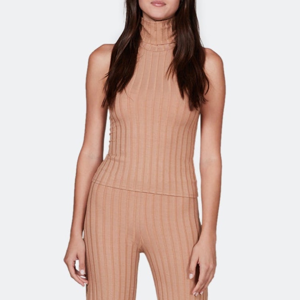 LETT Wide‎ Rib Orly Top in Camel Tan